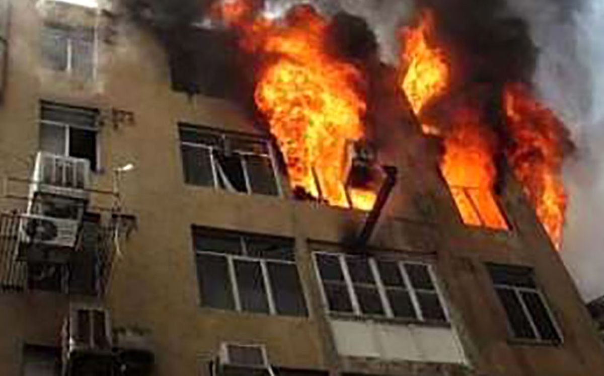 وحشت در انفجار مرگبار ساختمان 3 طبقه در بهشهر