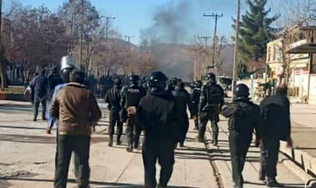 تجمعات پراکنده در برخی محلات کرمانشاه در شامگاه جمعه؛ سوءاستفاده عناصر فرصت‌طلب