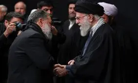 حاج محمود کریمی بدهی اش به رهبر انقلاب را ادا کرد