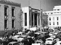 شبکۀ منوتو: تهران در سال ۱۳۵۴ آلوده‌ترین شهر جهان بود