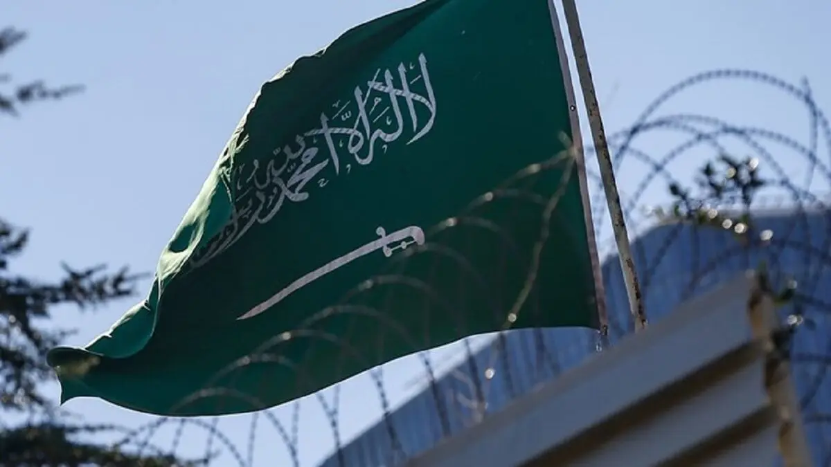 عربستان خواستار خروج فوری شهروندانش از لبنان شد

