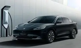 اولین خودرو برقی هوآوی وارد مرحله تولید انبوه شد/ تصاویر