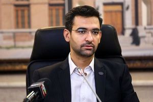 واکنش آذری جهرمی به میزبانی از رونالدو در قلعه حسن خان