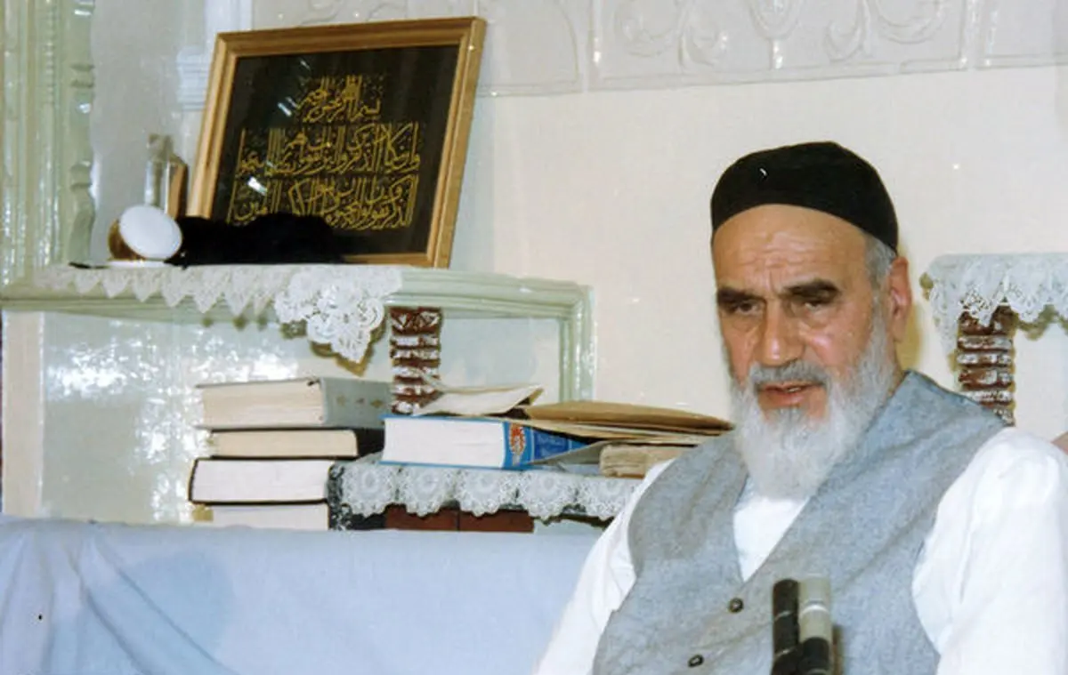 بازنگری نظر امام خمینی (ره) راجع به حجاب بازیگر های زن در تلویزیون/ ویدئو