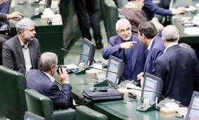 عصبانیت نماینده مجلس از هیات عالی نظارت مجمع تشخیص: حاضرم مناظره کنم/ راه دولت و مجمع از مجلس جدا شد؟