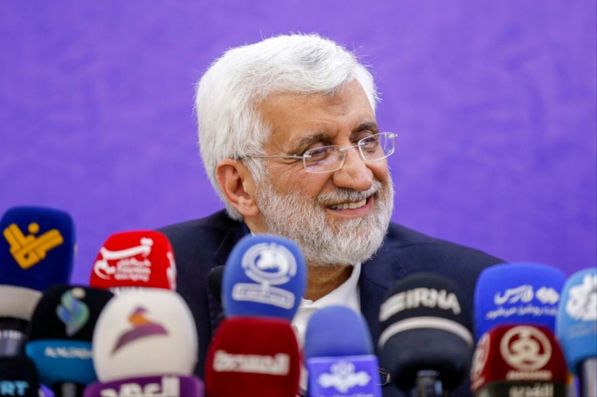 طعنه جلیلی به قالیباف: صرفا انجام دادن چند پروژه عمرانی کار اجرایی نیست/ ریاست جمهوری جایگاه تصمیم گیری های صحیح است