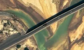 عکس از وضعیت پل کهورستان، محور اتصال بندرعباس به شیراز پس از حمله آمریکا/ چرا این پل مهم است؟/ وضعیت پل‌های هدف قرار گرفته شده در حملات امشب و مختصات آن‌ها/  گزارش ویدئویی از وضعیت پل بندرعباس به لار پس از حمله آمریکا