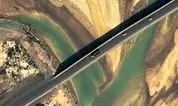 عکس از وضعیت پل کهورستان، محور اتصال بندرعباس به شیراز پس از حمله آمریکا/ چرا این پل مهم است؟/ وضعیت پل‌های هدف قرار گرفته شده در حملات امشب و مختصات آن‌ها/  گزارش ویدئویی از وضعیت پل بندرعباس به لار پس از حمله آمریکا