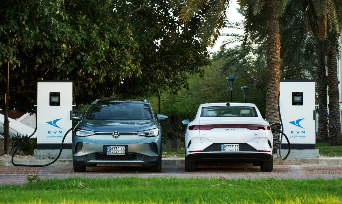 کیش به الگوی ملی توسعه زیرساخت حمل‌ونقل پاک تبدیل می‌شود: افتتاح شبکه گسترده ایستگاه‌های شارژ خودروهای برقی