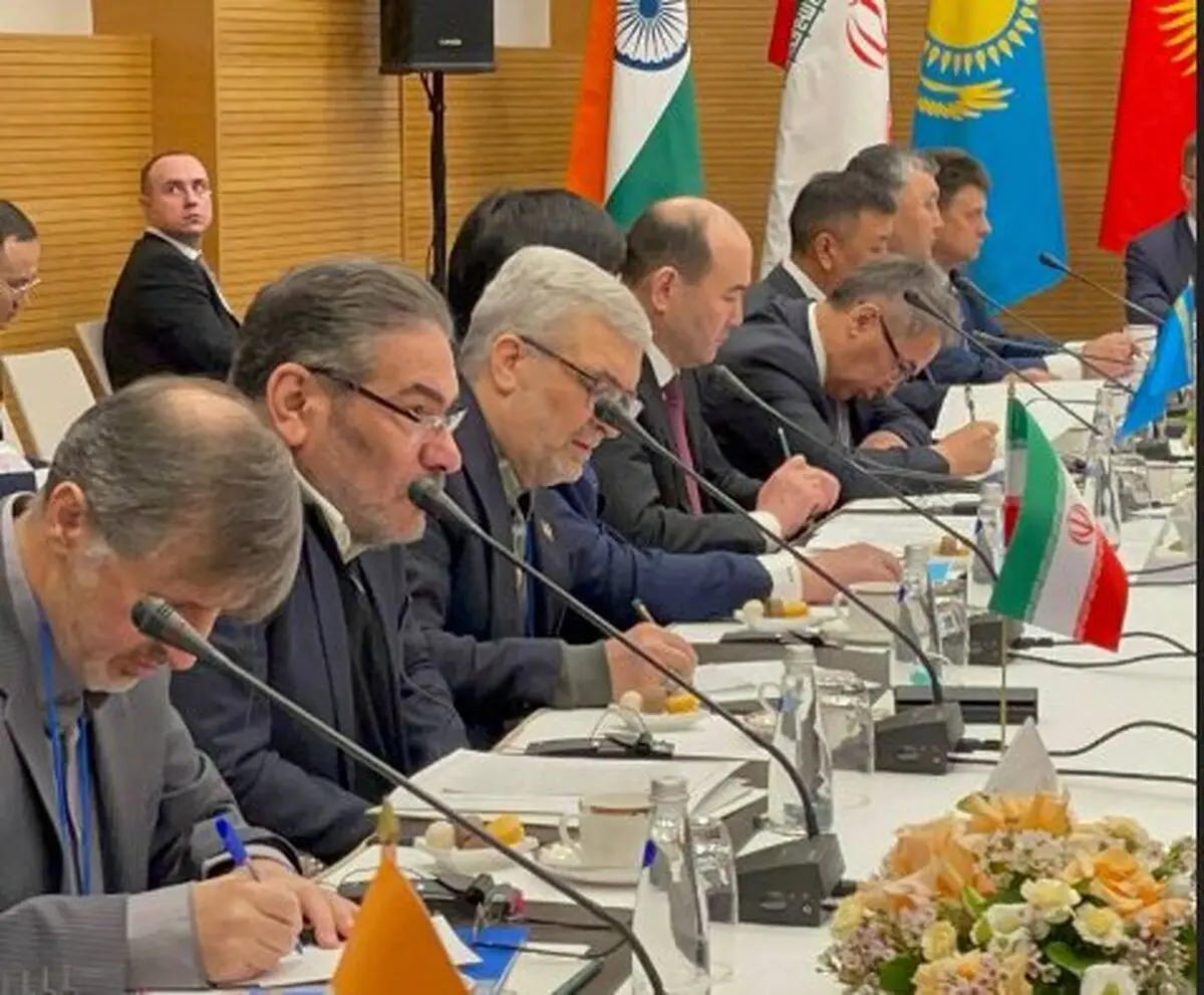 شمخانی: مداخله فرامنطقه‌ای در افغانستان، موجب توسعه ناامنی در منطقه می‌شود

