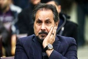 اولین تصویر از مجید قناد روی تخت بیمارستان در کنار پزشک معالجش
