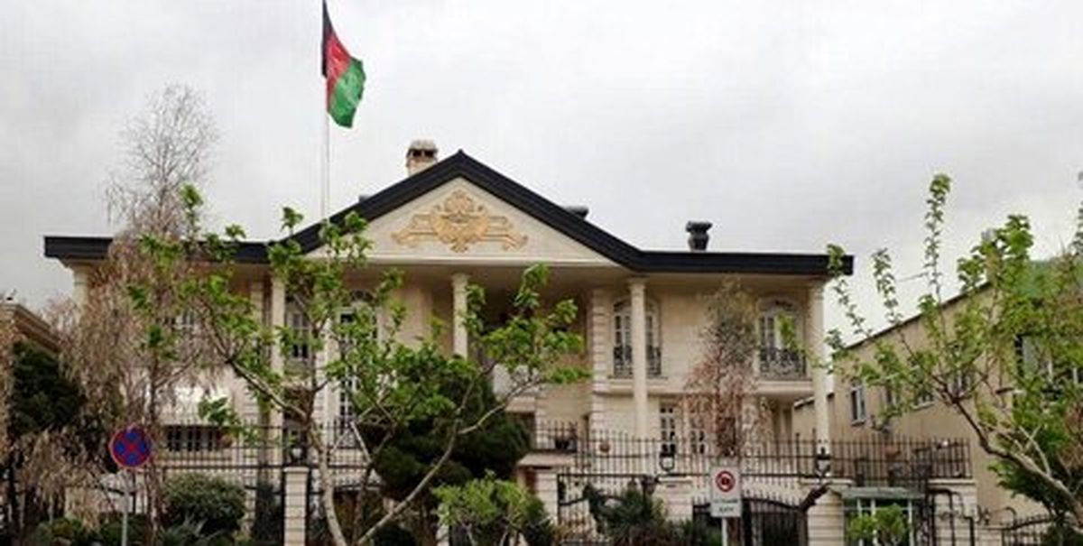 آخرین عکس دیپلماتهای افغانستان در سفارت کشورشان در ایران