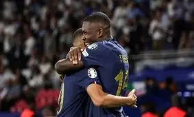 فرصت افطار ندادن فدراسیون فوتبال فرانسه، بازیکنان مسلمان را عصبانی کرد
