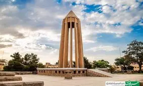 چرا مقبره بوعلی سینا 12 ستون دارد؟