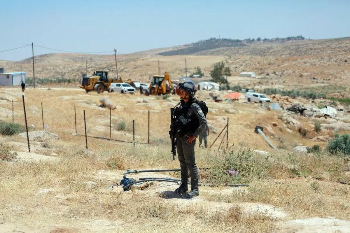 اشغالگران صهیونیست خانه‌های فلسطینیان را به سنگر نظامی تبدیل کردند
