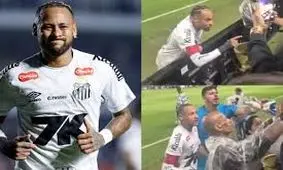 درگیری نیمار با هواداران خودی پس از ادامه اوضاع وخیم سانتوس/ ویدئو