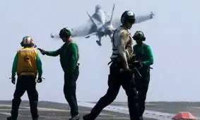 حضور دومین ناو آمریکا در منطقه خاورمیانه/ فرماندهی مرکزی آمریکا، سنتکام، از آغاز مأموریت ناو کارل وینسون خبر داد