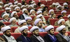 چرا روحانیون پیش از انقلاب تاثیر بیشتری بر مردم داشتند؟

