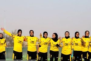 داربی فوتبال زنان برنده نداشت/ اردلان به یک‌ قدمی صدر رسید

