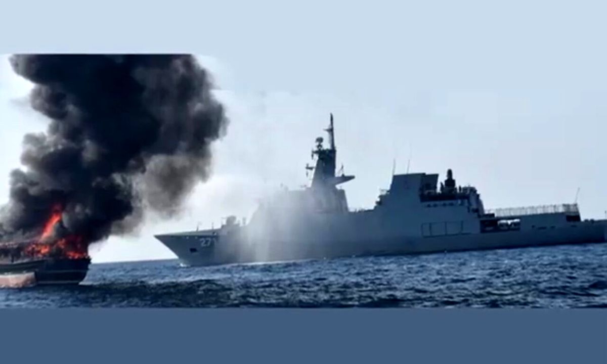 نیروی دریایی پاکستان ۸ ماهیگیر ایرانی را نجات داد/ ویدئو