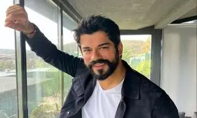 پُز بازیگر مشهور با اسباب‌بازی ۳۵ میلیون دلاری‌اش!