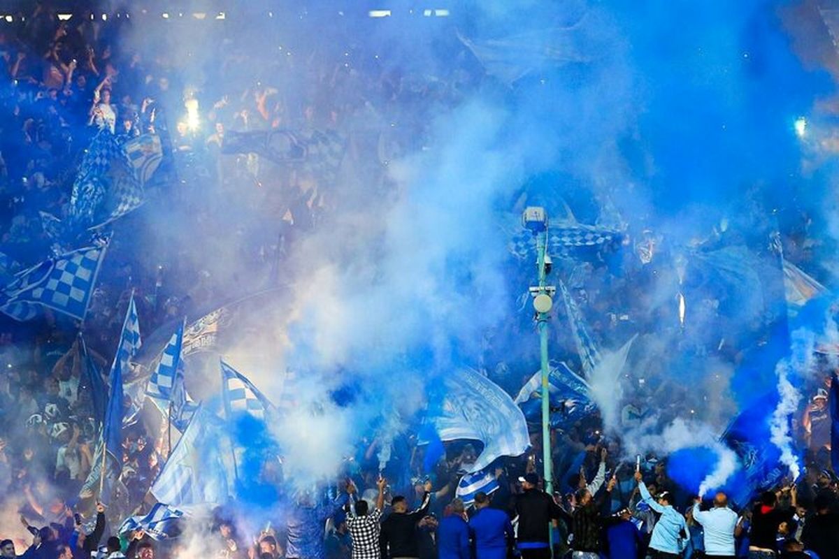 آتش بازی هواداران استقلال کار دست این تیم داد