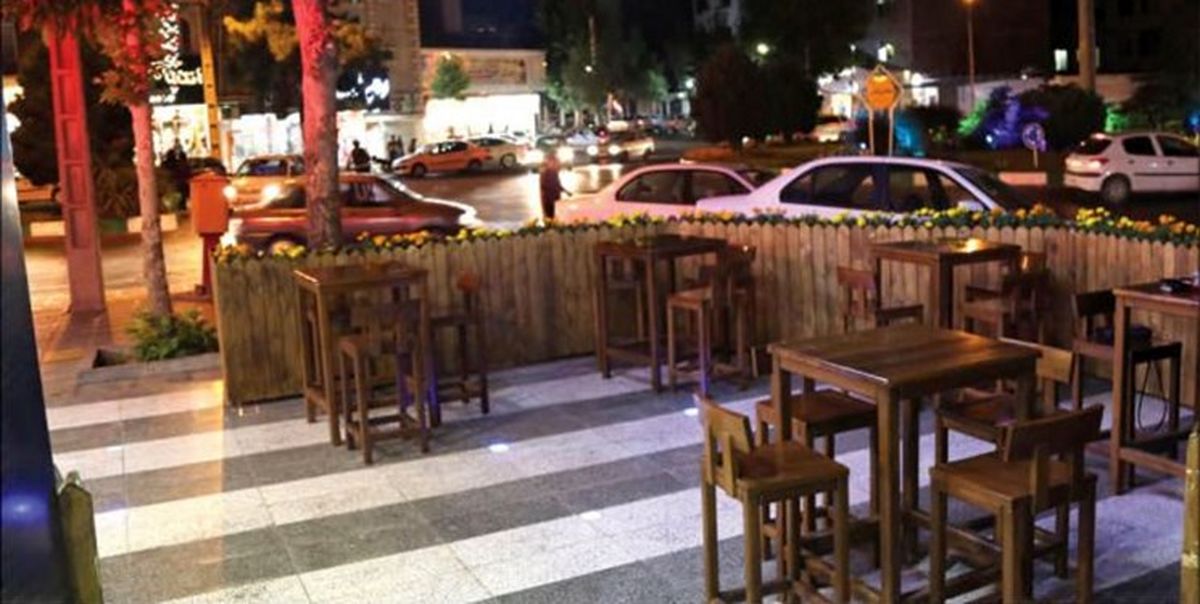 آیا استفاده رستوران‌ ها و کافی‌شاپ‌ ها از پیاده‌رو در مشهد ممنوع می‌شود؟