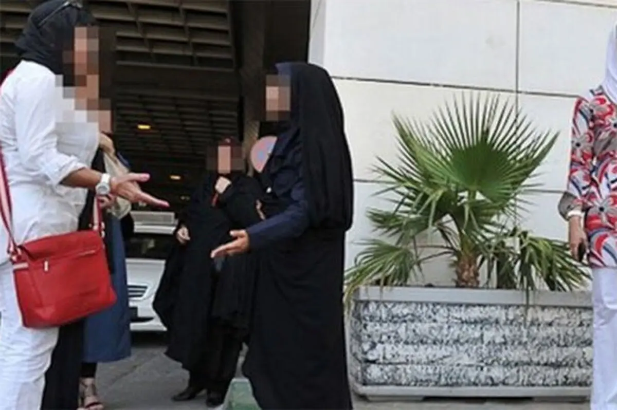 حتی بدحجاب ها را باید سر سفره انقلاب نشاند