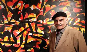 خط، عزیز هنرهای تجسمی است/ چه مرتبه‌ای بالاتر از حضور بر پرده کعبه
