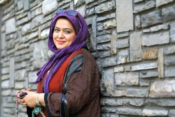 بهاره رهنما از ازدواج با یک «سوپر تریلیاردر» گفت؛ «کنار پولدارهای جامعه، من آدم فقیری‌ام!»/ ویدئو
