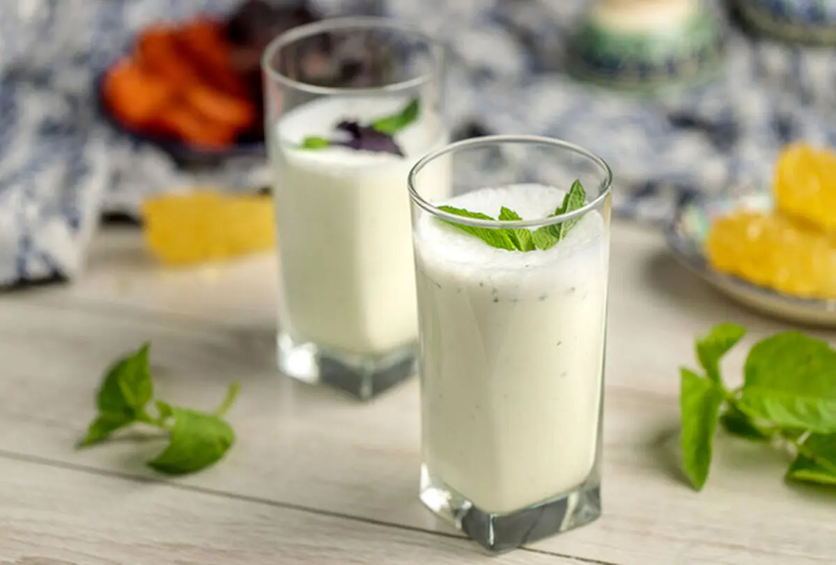 برای خوشمزه شدن دوغ چه باید کرد؟