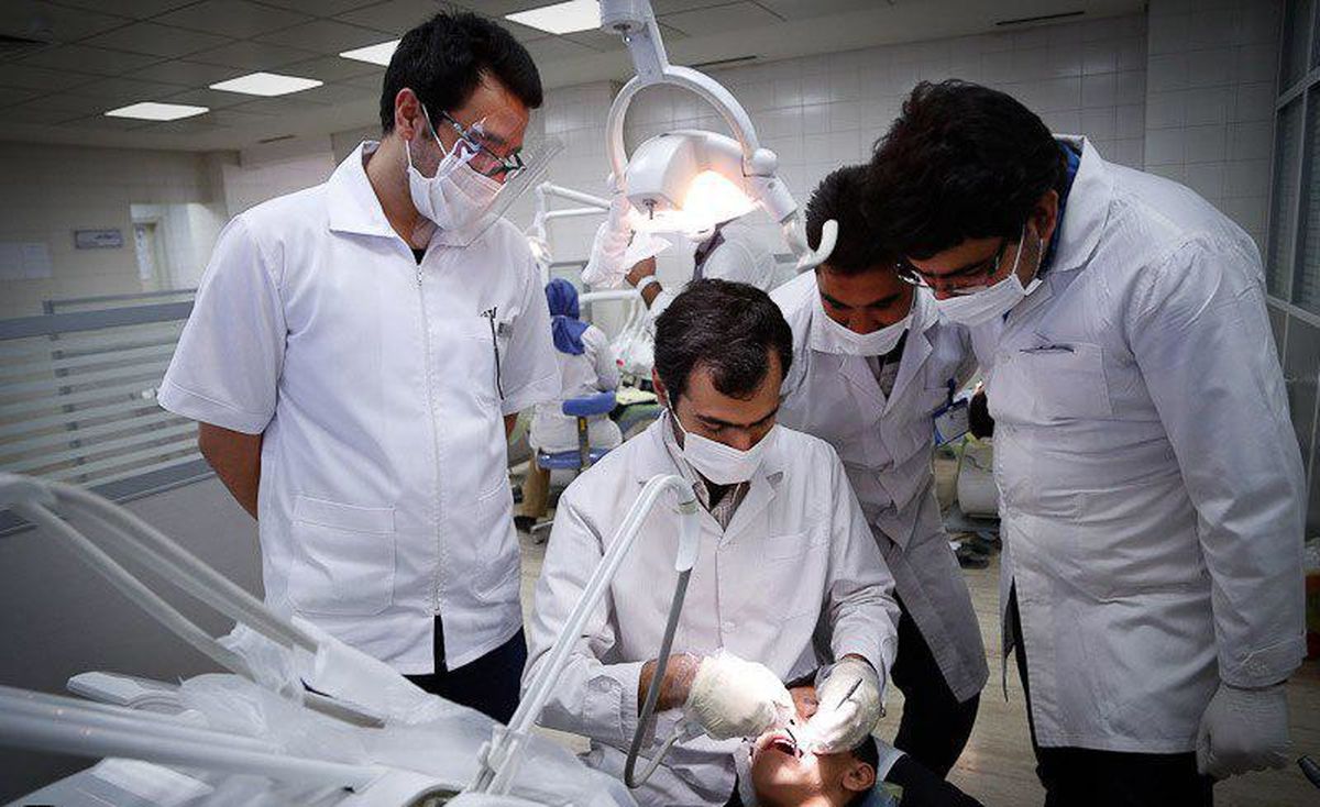 ریشه زیرمیزی گرفتن و مالیات ندادن پزشکان در کمبود تعداد آنهاست