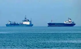 حمله پهپادی به یک کشتی در نزدیکی بندر حدیده یمن

