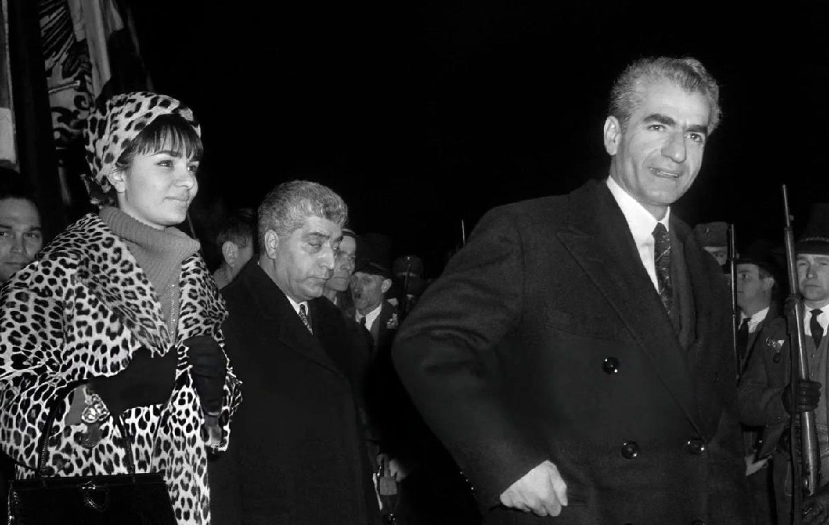 سفر در زمان؛ «محمدرضا پهلوی و فرح» در سفر نروژ؛ سال 1340/ تصاویر