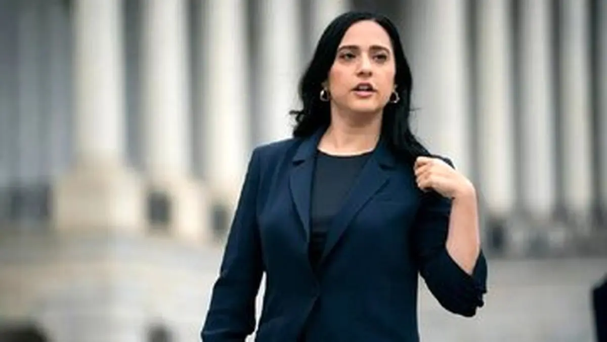 نماینده ایرانی‌الاصل کنگره آمریکا: دونالد ترامپ دیوانه است