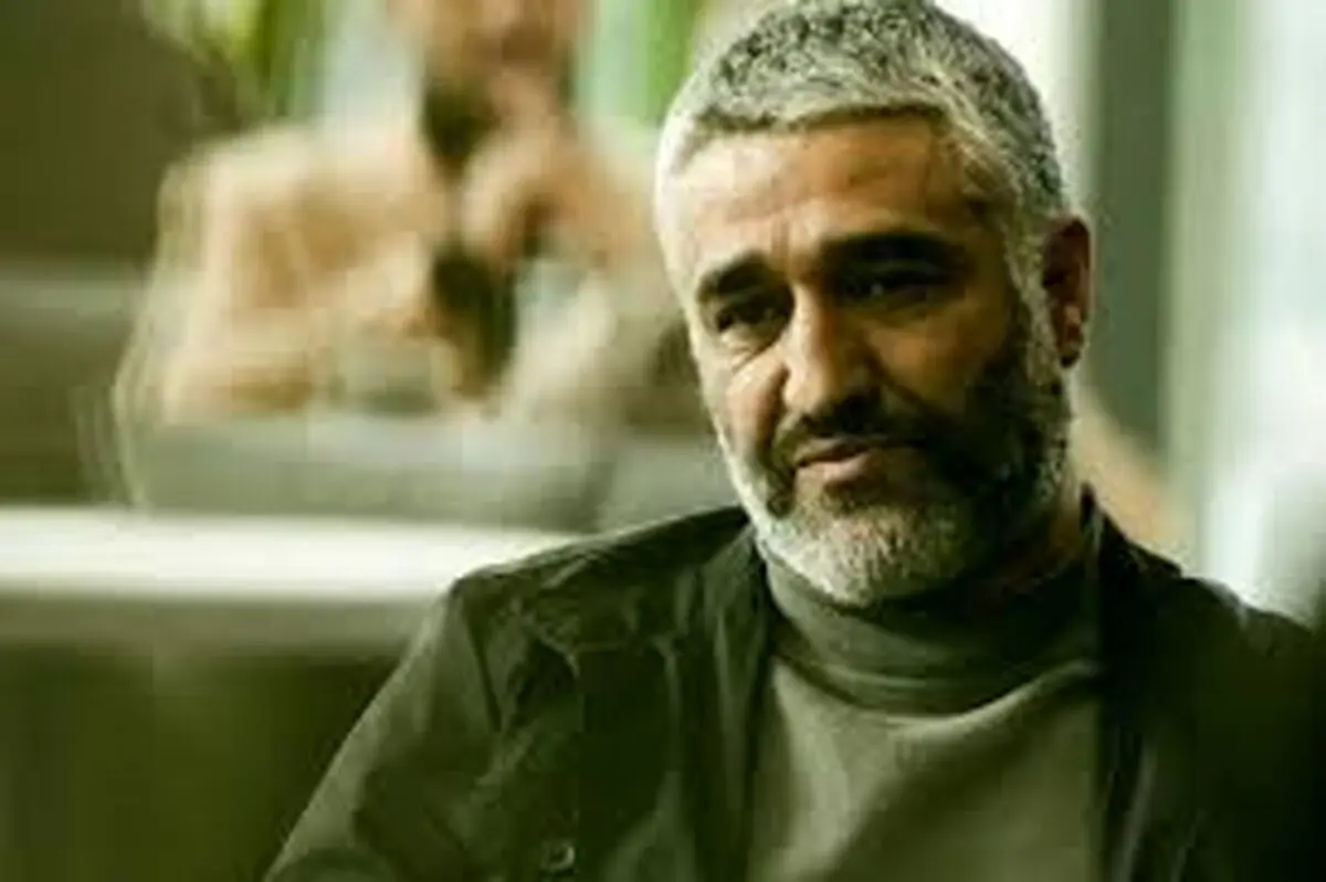  تصویری از حضور پژمان جمشیدی در دادگاه/ ویدئو