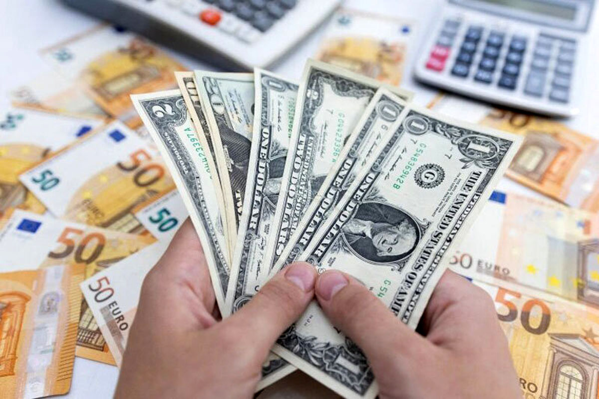 دلار، در فراز و نشیب اظهارات مالی و اولیانوف/ جهنم یا بهشت، اقتصاد ایران به کدام سمت حرکت می کند؟