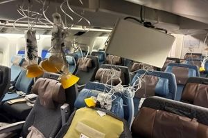 ۳۰ مسافر پرواز «بوئینگ-۷۸۷» بر فراز اقیانوس اطلس مجروح شدند

