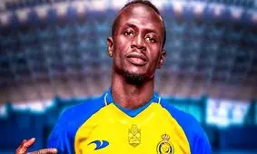 نماز و قرآن خواندن فوتبالیست مشهور در عربستان/ ویدئو
