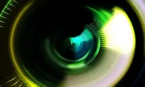 دوربینی با سرعت ۲ میلیارد فریم در ثانیه که از نور فیلمبرداری می‌کند