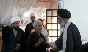 حضور نماینده ولی فقیه و فرمانده سپاه خوزستان در منزل جانباختگان متروپل