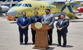 هواپیمای ایرانی «سیمرغ» پرواز کرد

