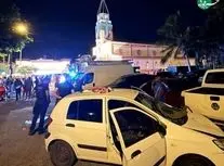 ورود خودرو به میان جمعیت در فرانسه؛ 19 کشته و زخمی/ ویدئو