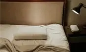 بالشت بادی که با حالت خواب تنظیم می‌شود