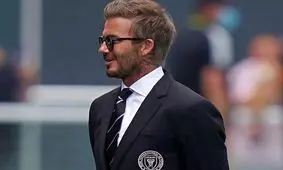 دیوید بکام دروغ همسرش را لو می‌دهد/ ویدئو

