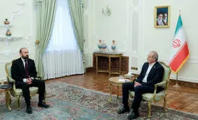 پزشکیان: با دشمنی که هر روز ترور، تحریم، و تهدید می‌کند مذاکره معنا ندارد
