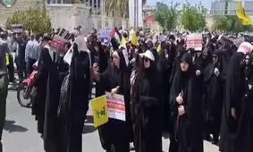 تجمع علیه فستیوال کوچه با پرچم حزب الله لبنان / آیا حزب الله مخالف موسیقی است؟
