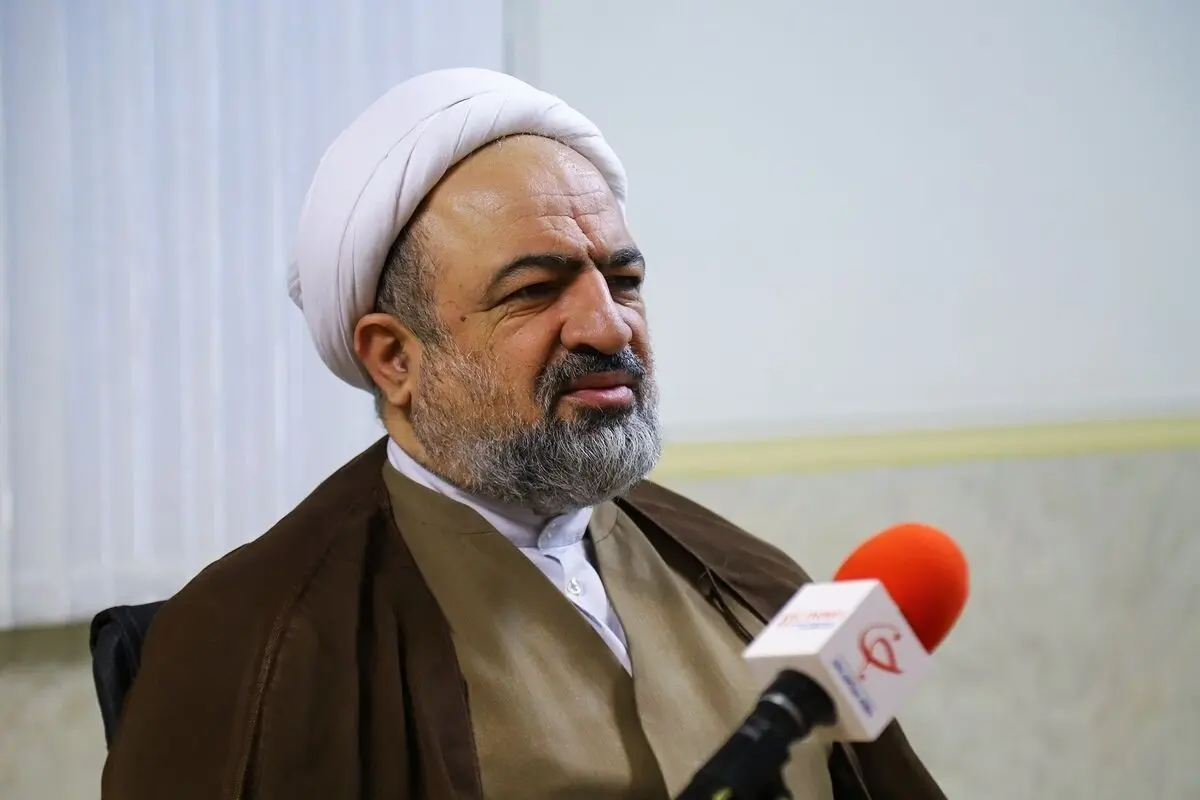 اگر خودتان قبول داشتید مجلس انقلابی است چرا دو سوم نمایندگان را در لیست خودتان نگذاشتید؟/ ویدئو