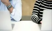 چرا مردان در محل کار زنان را مورد آزار جنسی قرار می‌دهند؟ | علم دو توضیح ارائه می‌دهد