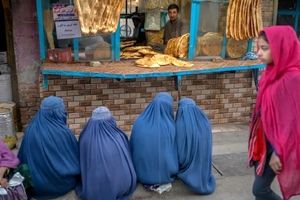 افغانستان با گرسنگی حاد مواجه است